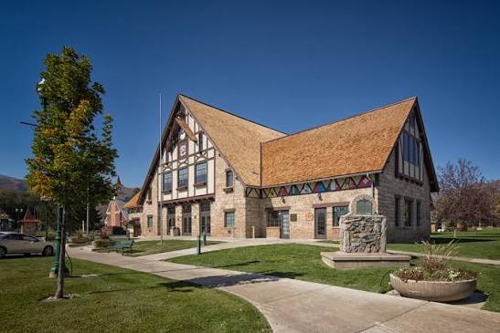 Roofing Contractor in Midway, UT